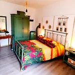 Casa Valletta 3* Mezzomerico