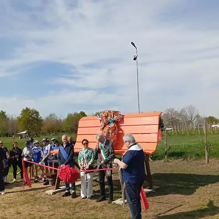 Konukevi Casa Valletta Mezzomerico