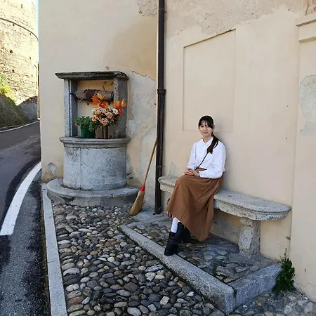 Casa Valletta 3* Mezzomerico