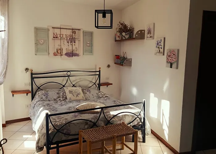 Casa Valletta 3* Mezzomerico